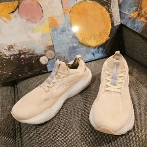 Brooks Women's Athletic Shoes